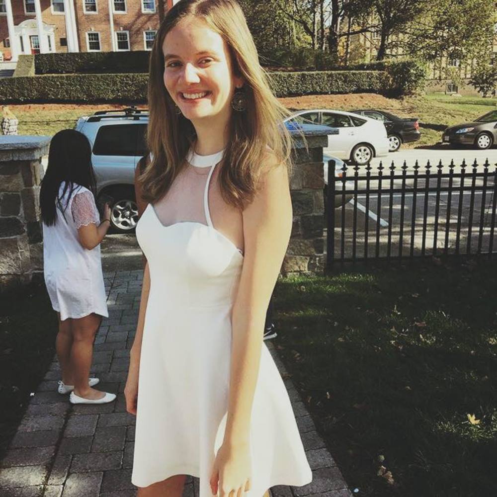Meet your Posher, Danielle